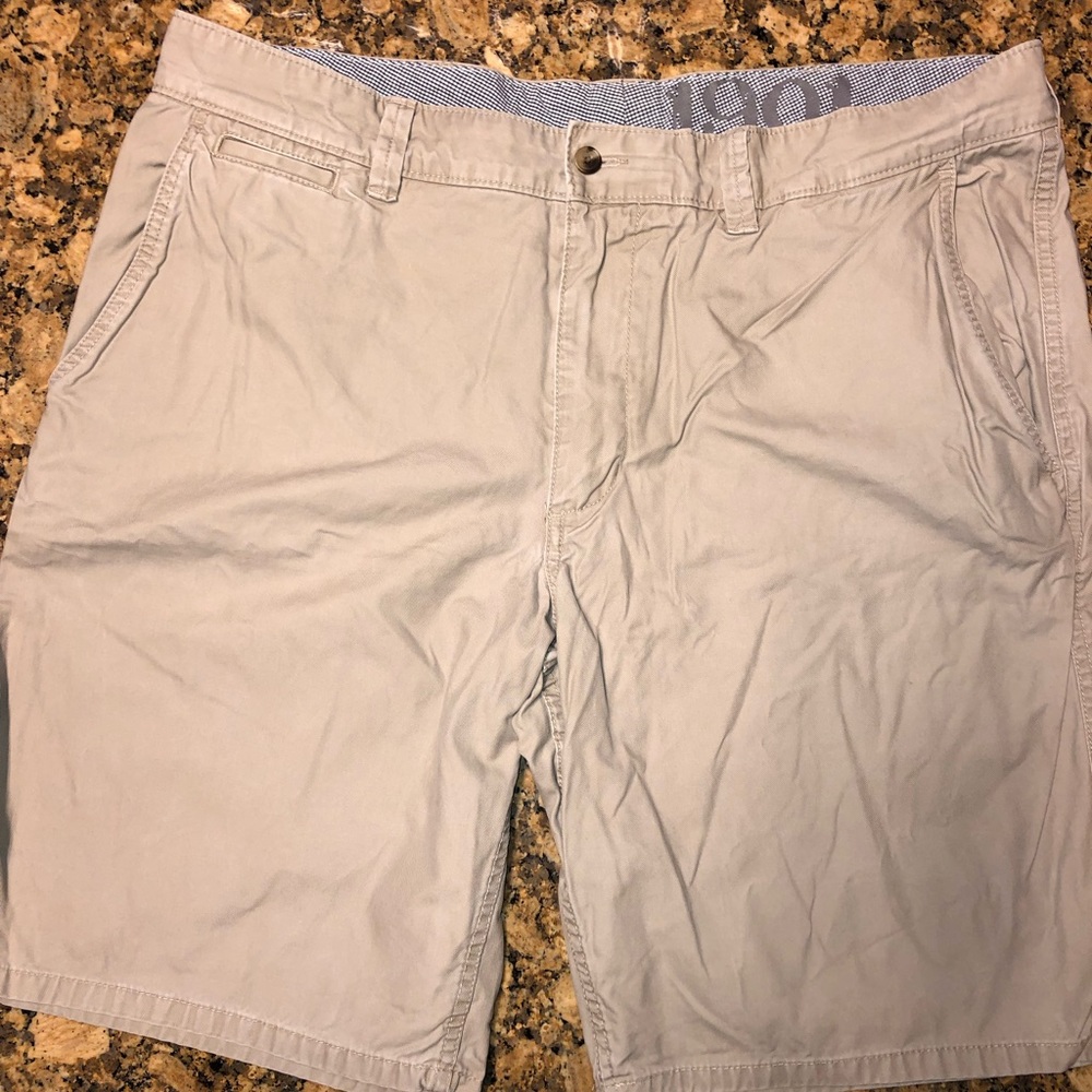 1901 brand shorts